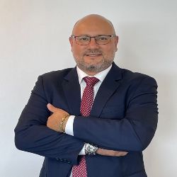 JORGE ROSADO<br>CO FOUNDER -  Gerente General